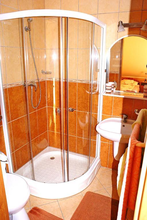 Hotel Abigel Vendeghaz Harkan Zimmer foto