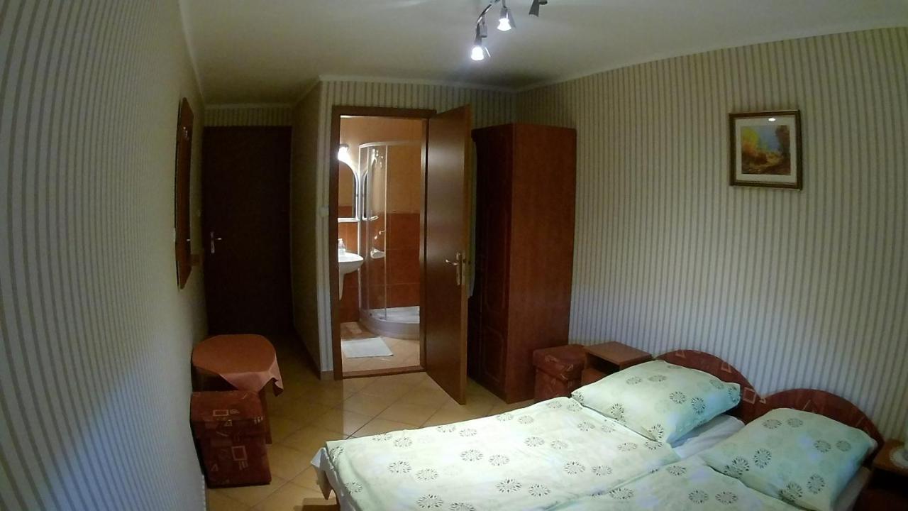 Hotel Abigel Vendeghaz Harkan Exterior foto